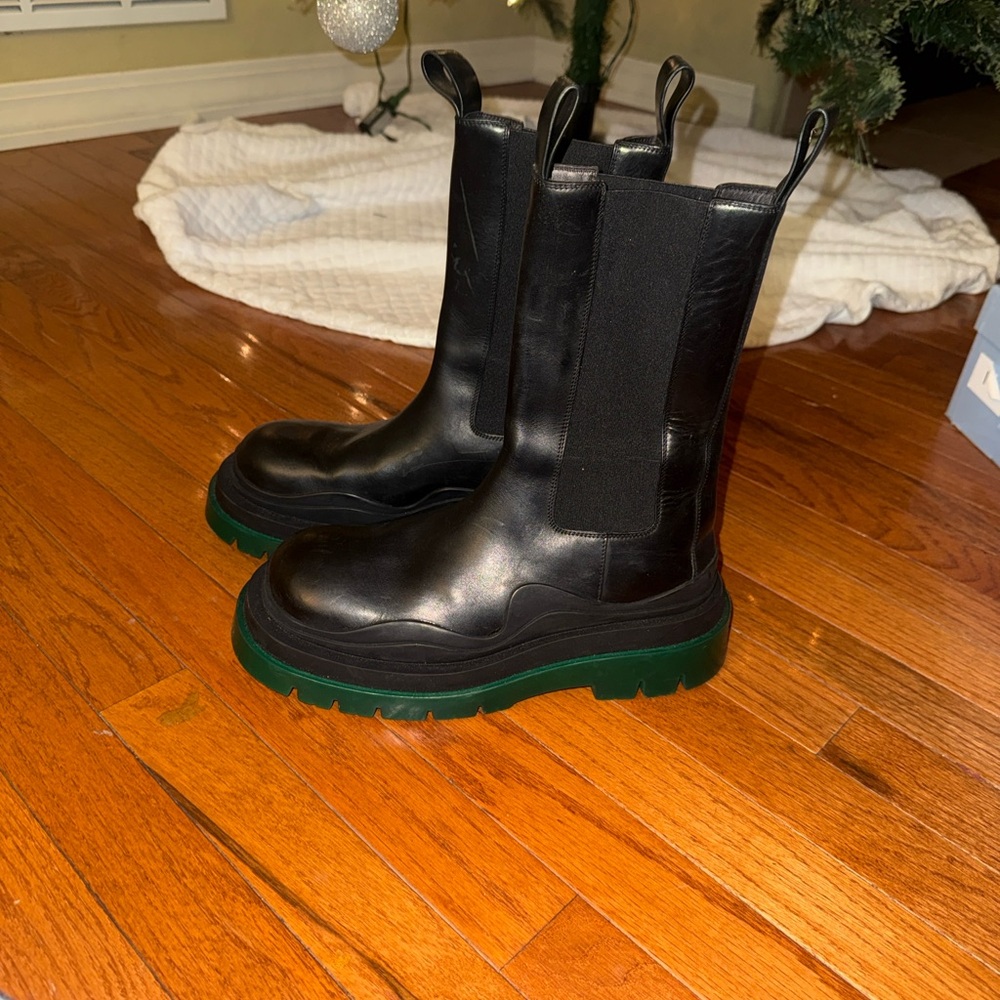 Black Leather Boots with Green Soles